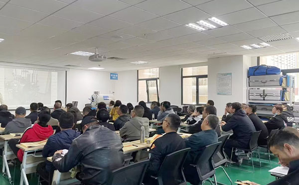 恒安培训平安夜致谢:携手守护安全,共创美好未来